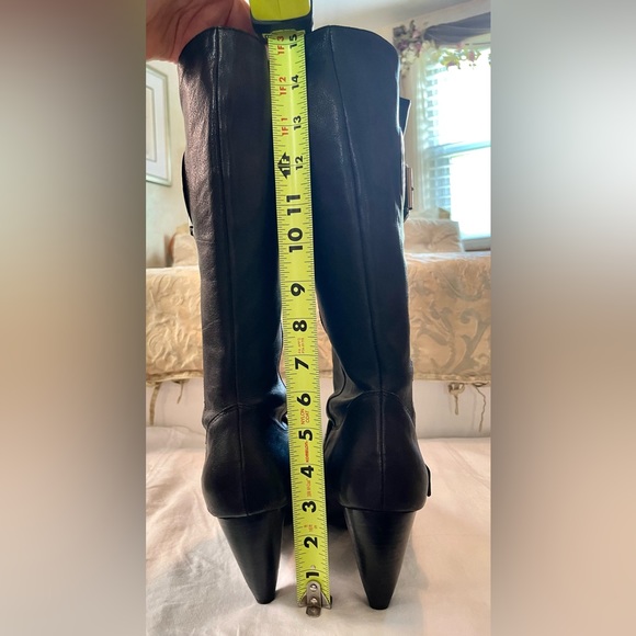 👢BCBG Boots! - Picture 5 of 10